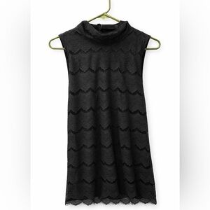 Banana Republic navy blue‎ sleeveless Lace Top, xs